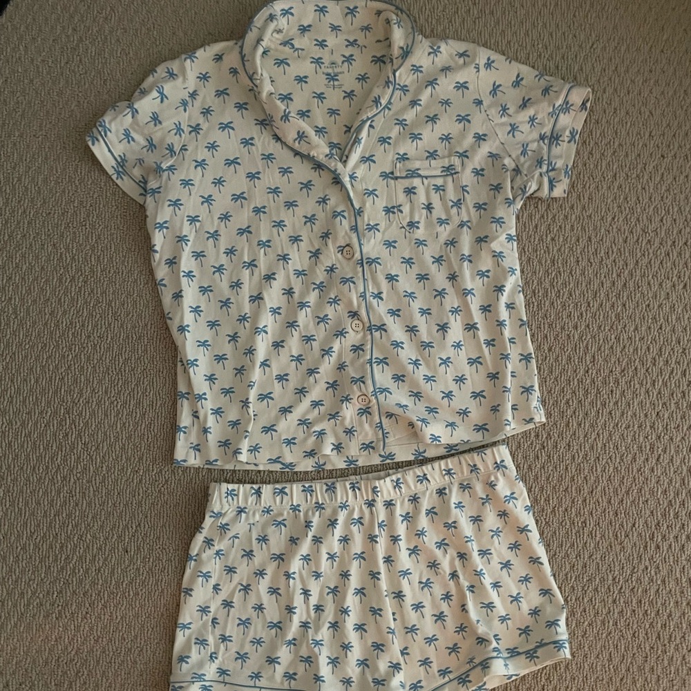 Roller Rabbit Pajamas - Picture 2 of 3